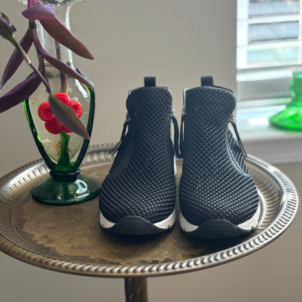 All Black mesh top sneakers size 7